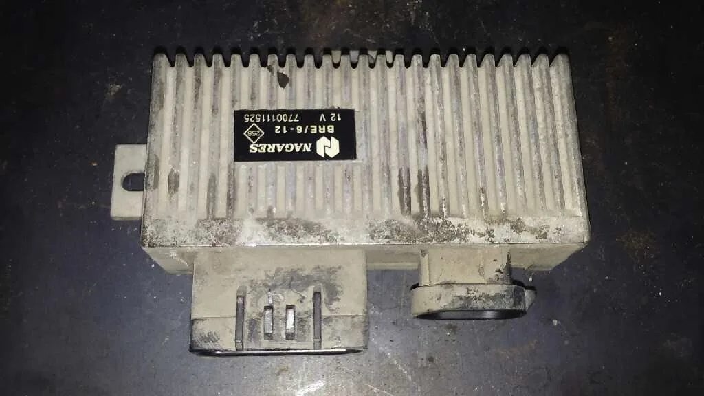 Caja Precalentamiento para Renault Laguna (B56)