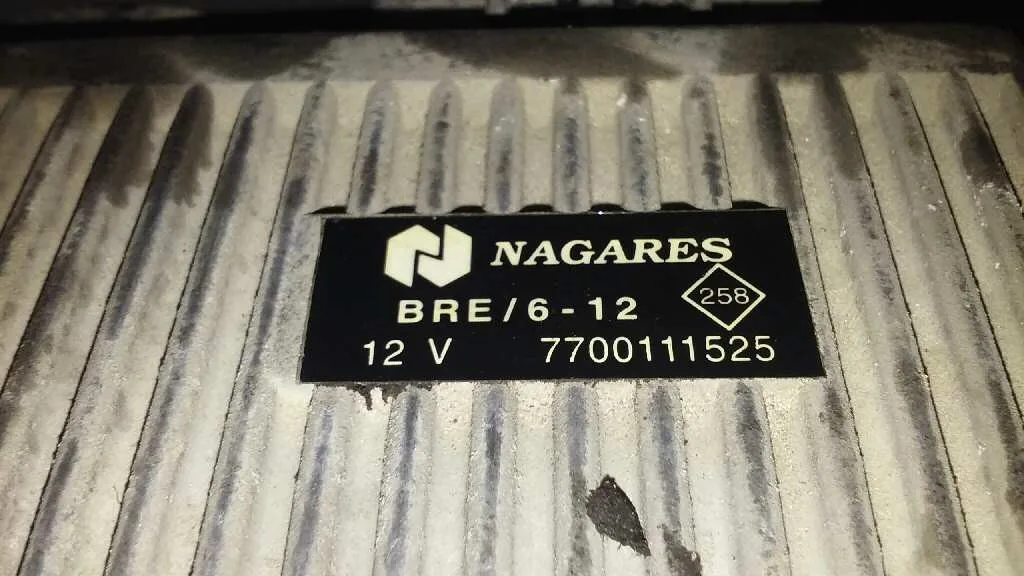 Caja Precalentamiento para Renault Laguna (B56)