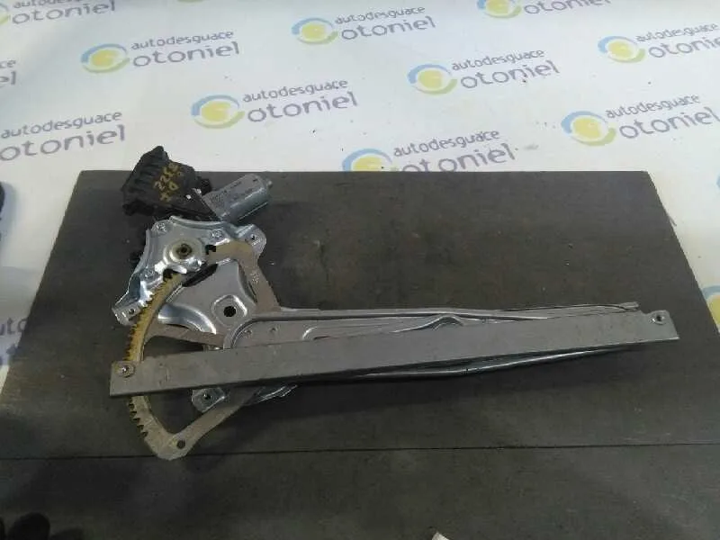 Elevalunas Delantero Izquierdo para Toyota Yaris