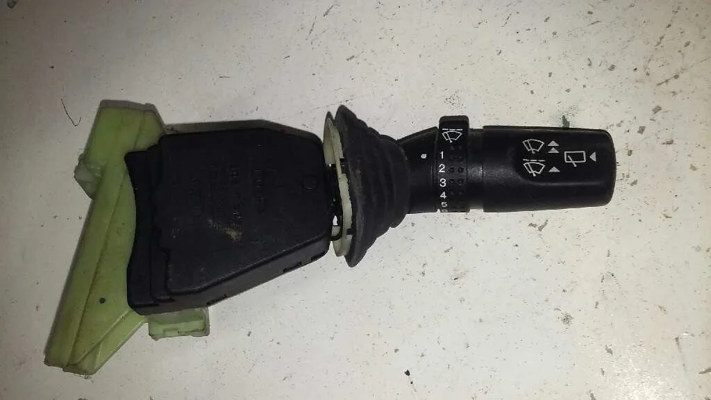 Mando Limpia para Ford Mondeo Berlina (Gd)
