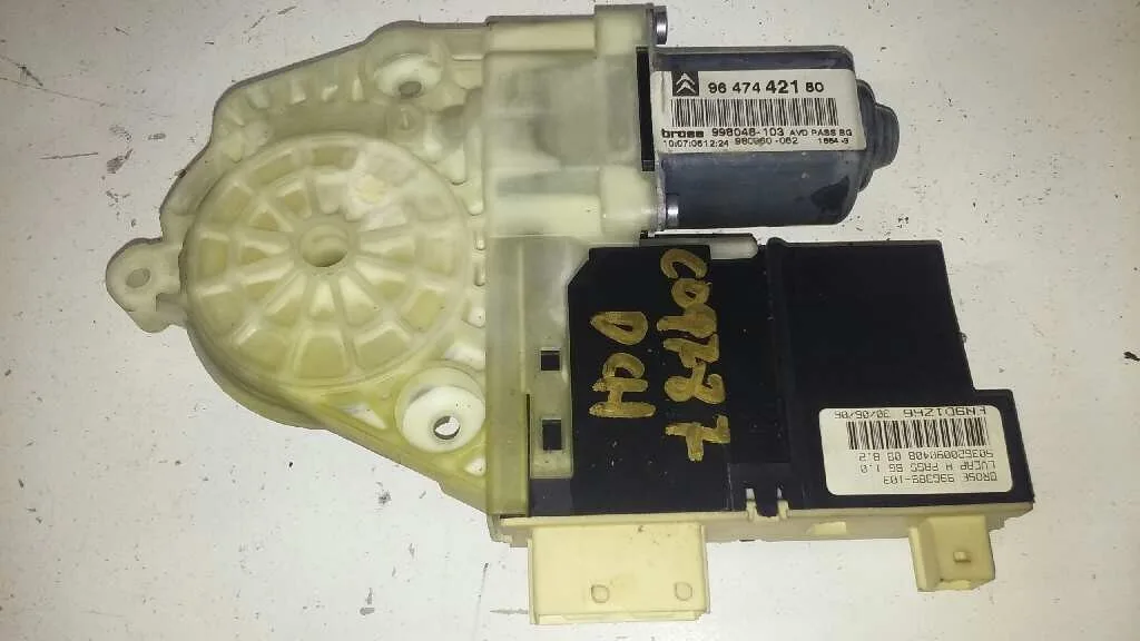 Motor Elevalunas Delantero Derecho para Citroën C4 Coupe