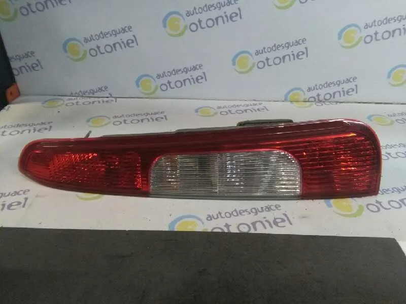 Piloto Trasero Derecho para Ford Focus C-Max (Cap)