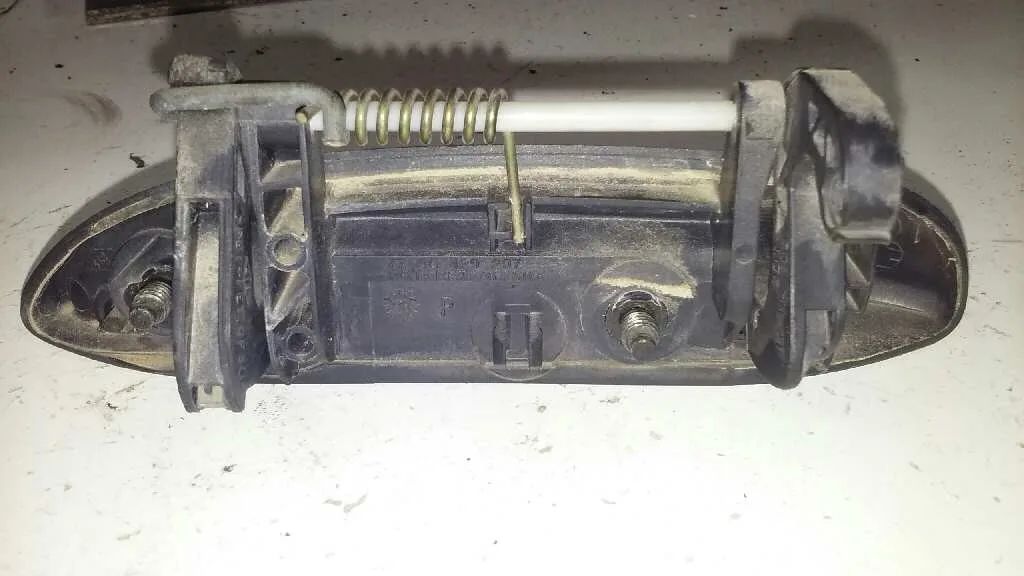 Maneta Exterior Delantera Derecha para Renault Megane I Classic (La0)