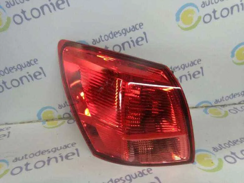 Piloto Trasero Izquierdo para Nissan Qashqai (J10)