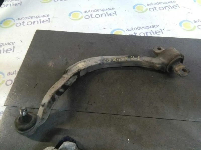 Brazo Suspension Inferior Delantero Izquierdo para Mitsubishi Galant Berlina (Ea0)