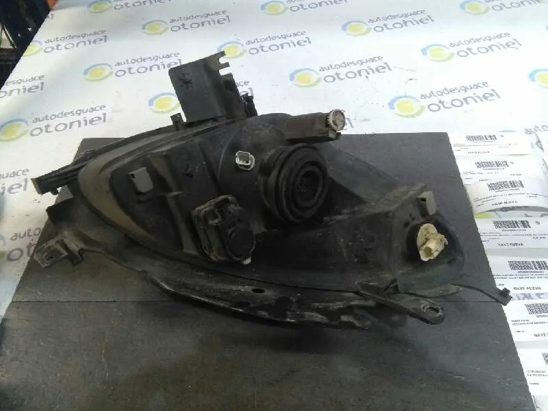 Faro Izquierdo para Citroën Xsara Picasso