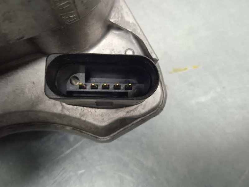 Caja Mariposa para Volkswagen Passat Berlina (3C2)