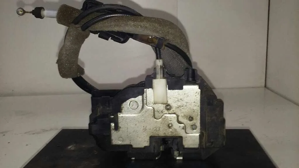 Cerradura Puerta Delantera Derecha para Nissan Micra (K12E)