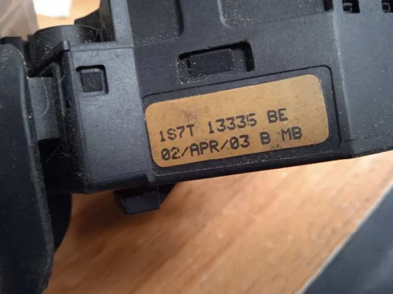 Mando Intermitentes para Ford Mondeo Berlina (Ge)