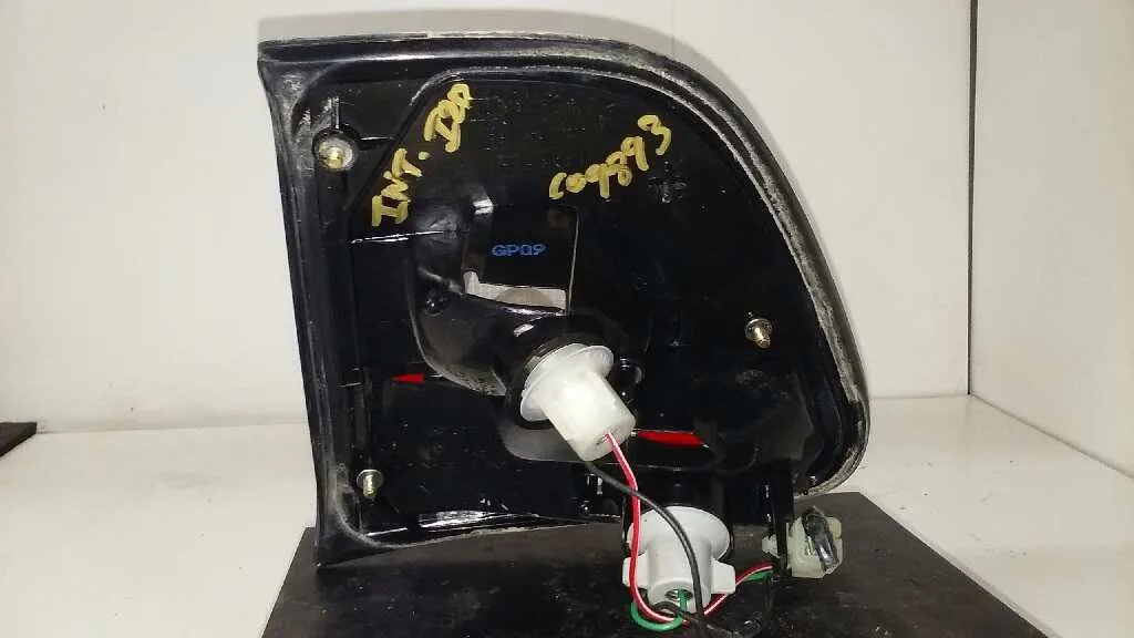 Piloto Trasero Izquierdo Interior para Suzuki Baleno Fam. Sy (Eg)