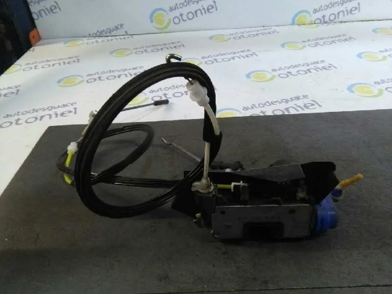 Cerradura Puerta Trasera Derecha para Audi A4 Berlina (B5)
