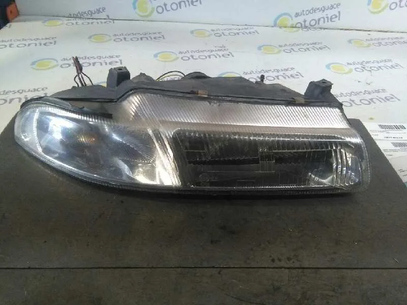 Faro Derecho para Chrysler Stratus Berlina (Ja)