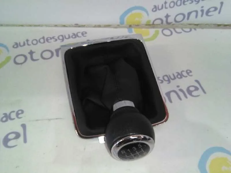 Pomo Palanca Cambio para Volkswagen Passat Berlina (3B3)
