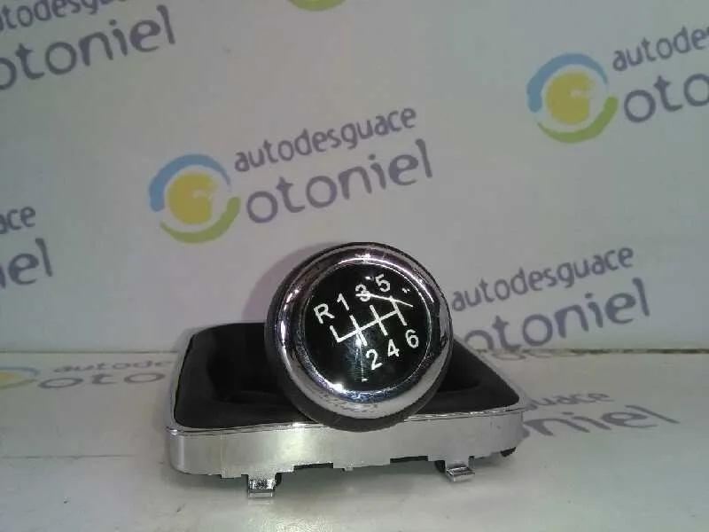 Pomo Palanca Cambio para Volkswagen Passat Berlina (3B3)