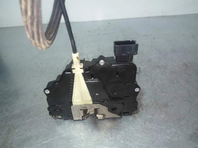 Cerradura Puerta Delantera Derecha para Opel Corsa E
