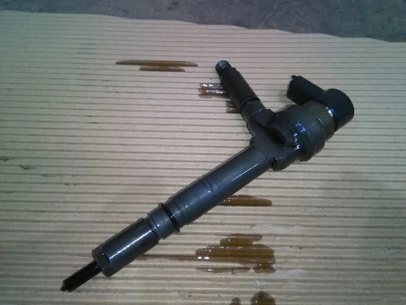 Inyector para Opel Astra H Berlina