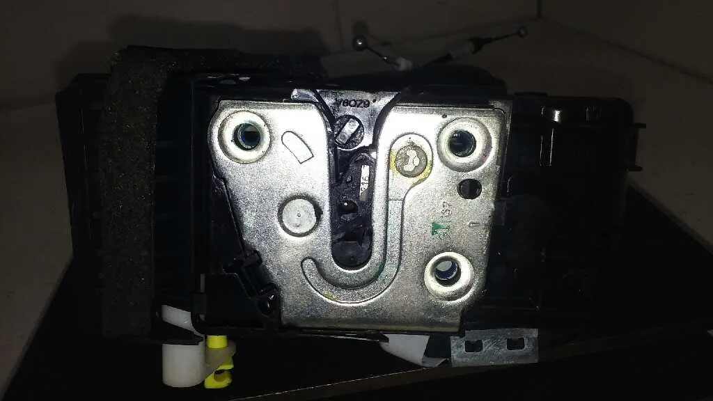 Cerradura Puerta Delantera Izquierda para Nissan Qashqai (J11)