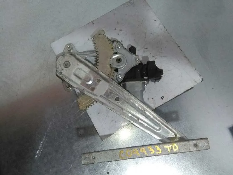Elevalunas Trasero Derecho para Nissan Juke (F15)