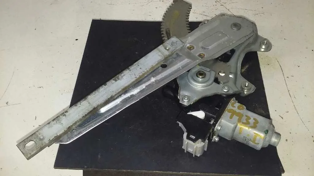 Elevalunas Trasero Izquierdo para Nissan Juke (F15)