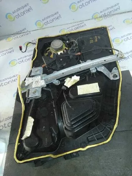 Elevalunas Delantero Derecho para Ford Fiesta (Cbk)