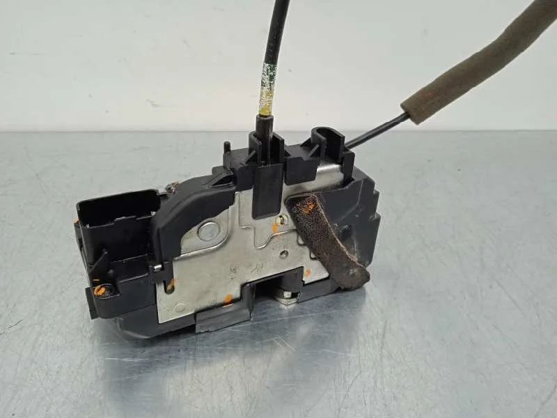 Cerradura Puerta Delantera Derecha para Nissan Pulsar (C13)