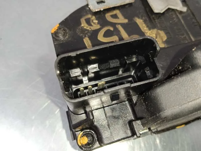 Cerradura Puerta Delantera Derecha para Nissan Pulsar (C13)