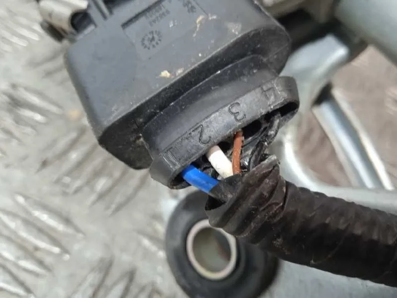 Motor Limpia Delantero para Nissan Pulsar (C13)
