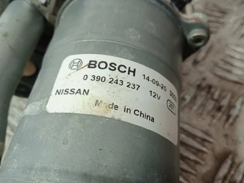Motor Limpia Delantero para Nissan Pulsar (C13)