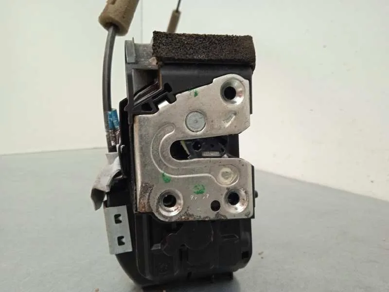 Cerradura Puerta Trasera Izquierda para Nissan Pulsar (C13)