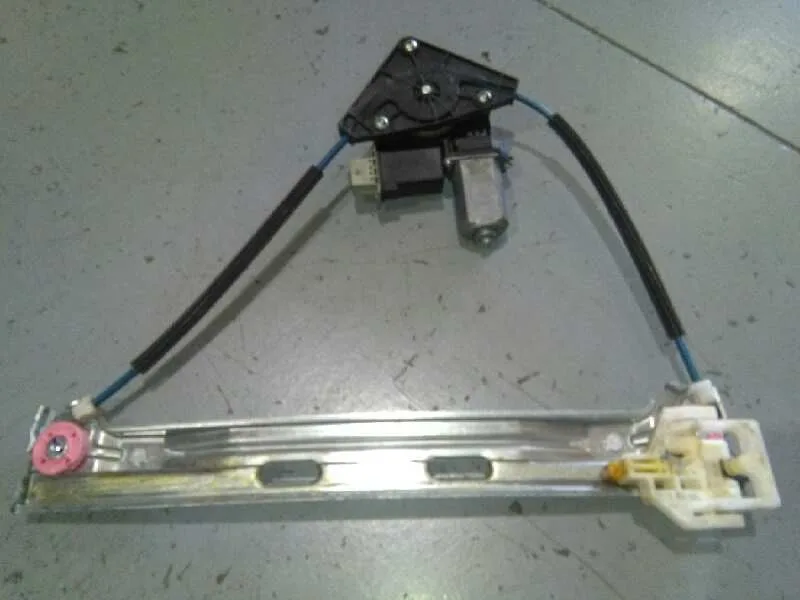 Elevalunas Trasero Izquierdo para Fiat 500 L (330)
