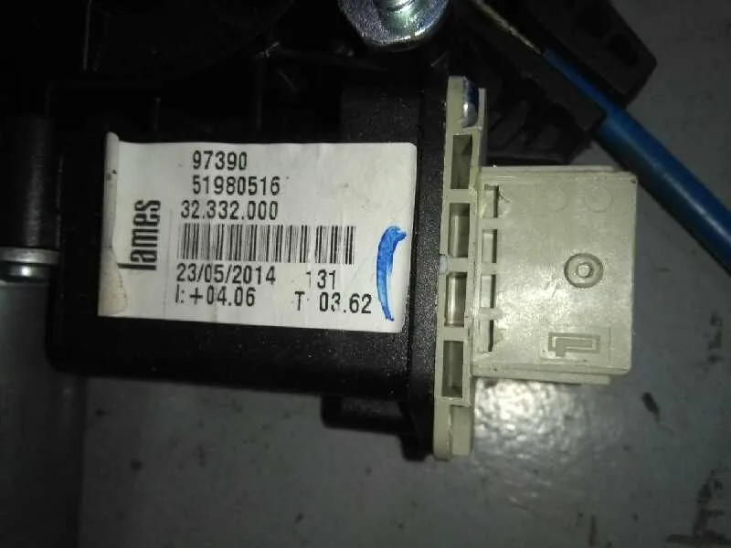 Elevalunas Trasero Izquierdo para Fiat 500 L (330)