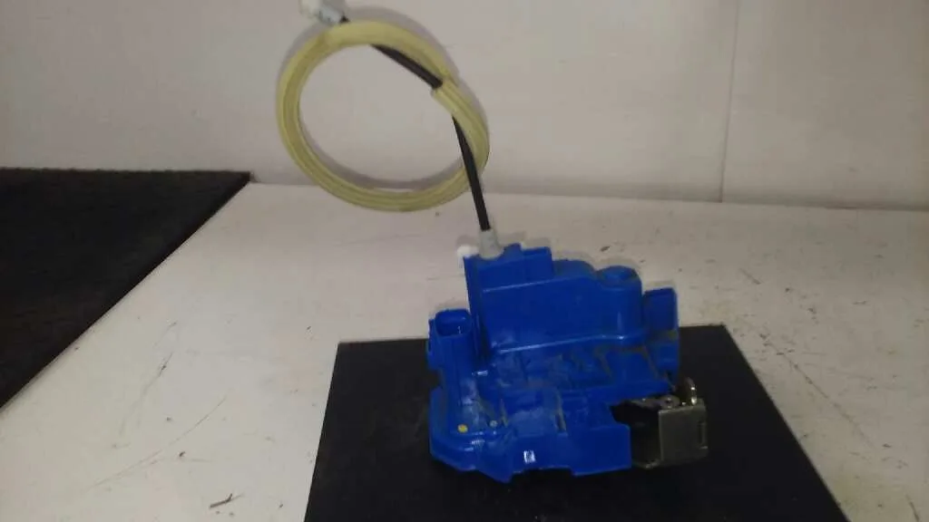 Cerradura Puerta Trasera Derecha para Fiat 500 L (330)