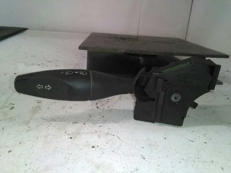 Mando Intermitentes para Ford Transit Caja Cerrada, Larga (Fy) (2000 =>)