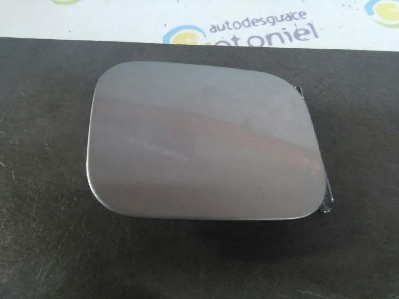 Tapa Exterior Combustible para Nissan Qashqai (J11)