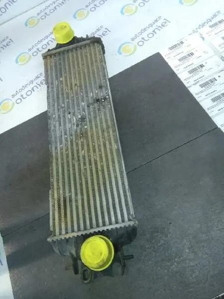 Intercooler para Opel Vivaro