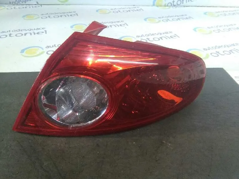 Piloto Trasero Derecho para Chevrolet Lacetti