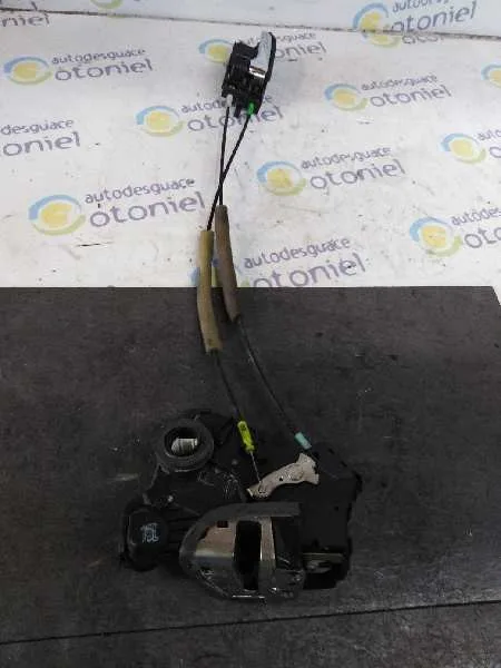 Cerradura Puerta Delantera Izquierda para Toyota Corolla (E12)