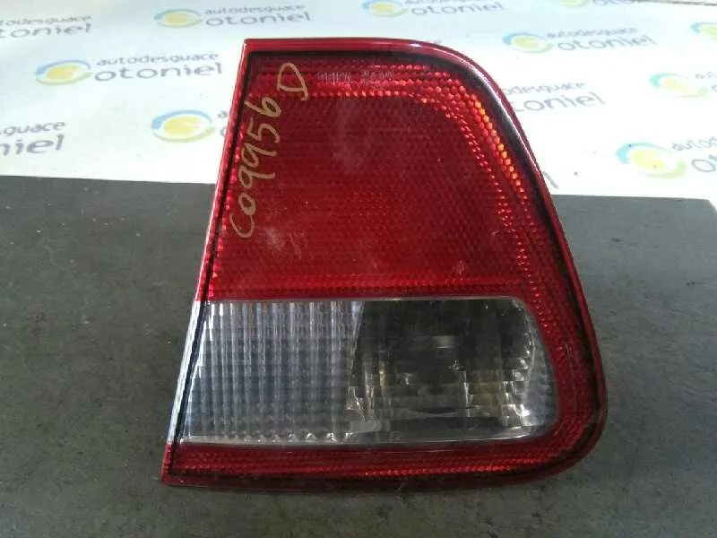 Piloto Trasero Derecho para Seat Cordoba Berlina (6K2)