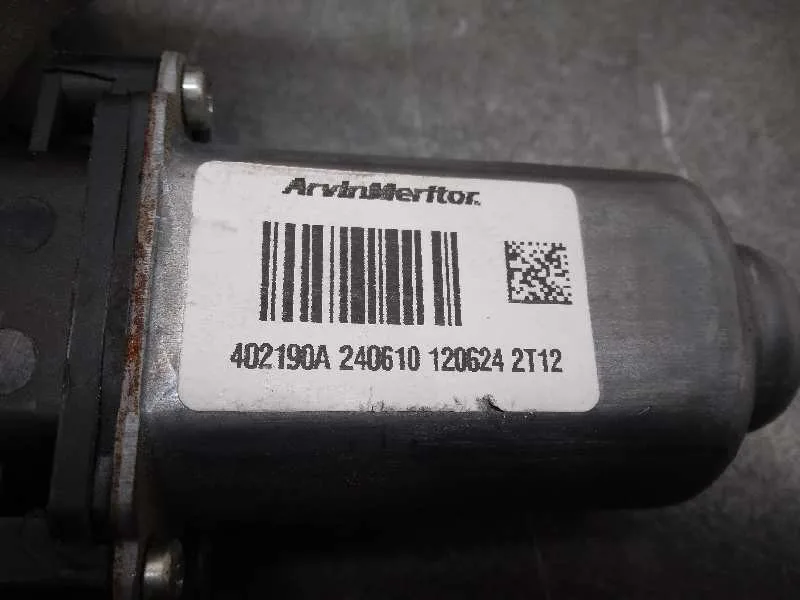Elevalunas Trasero Derecho para Nissan Qashqai (J10)