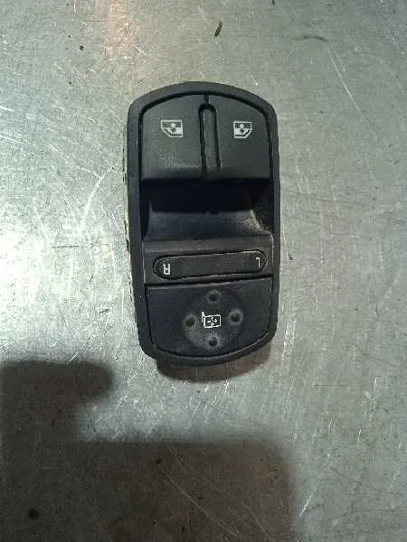 Mando Elevalunas Delantero Izquierdo para Opel Corsa E