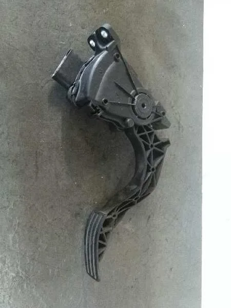 Potenciometro Pedal para Ford Fiesta (Cbk)