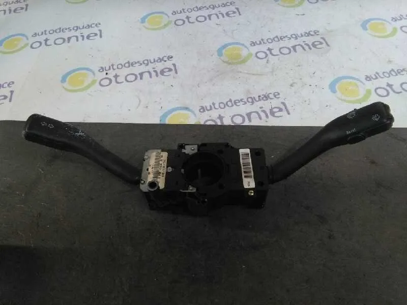 Mando Multifuncion para Seat Toledo (1M2)