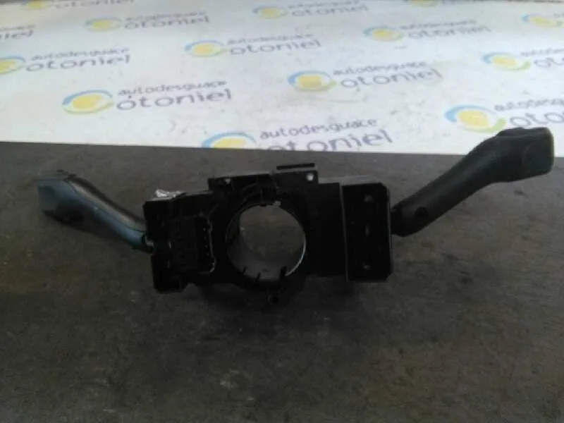 Mando Multifuncion para Seat Toledo (1M2)