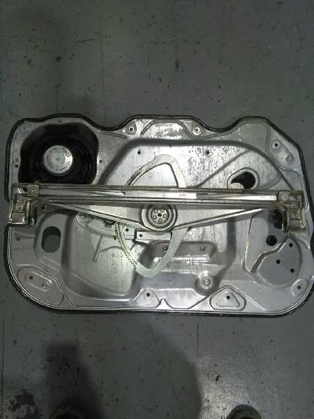 Elevalunas Delantero Derecho para Ford Focus Turnier (Cb4)