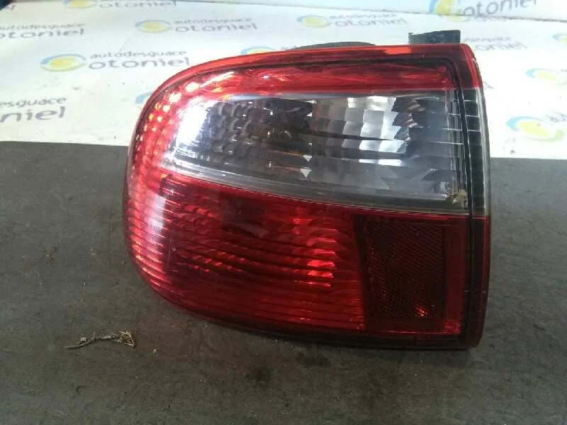Piloto Trasero Izquierdo para Seat Toledo (1M2)