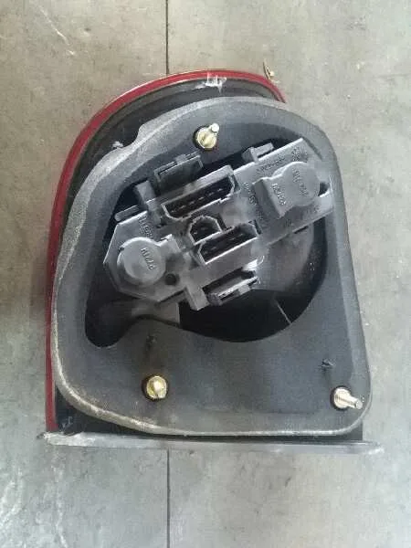 Piloto Trasero Izquierdo para Seat Toledo (1M2)