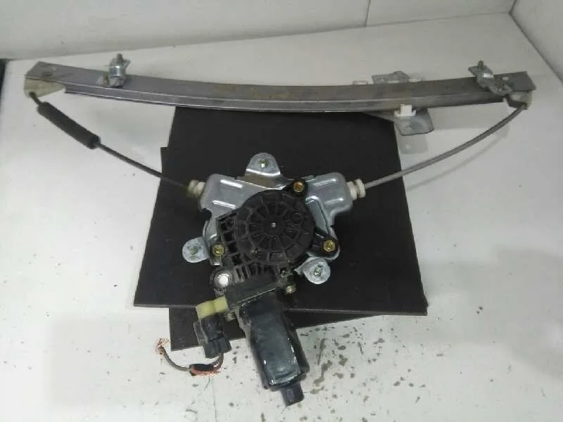 Elevalunas Delantero Derecho para Hyundai Getz (Tb)