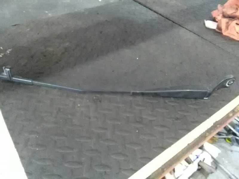 Brazo Limpia Delantero Izquierdo para Peugeot 207