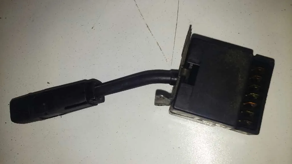 Mando Limpia para Renault Rapid/Express (F40)