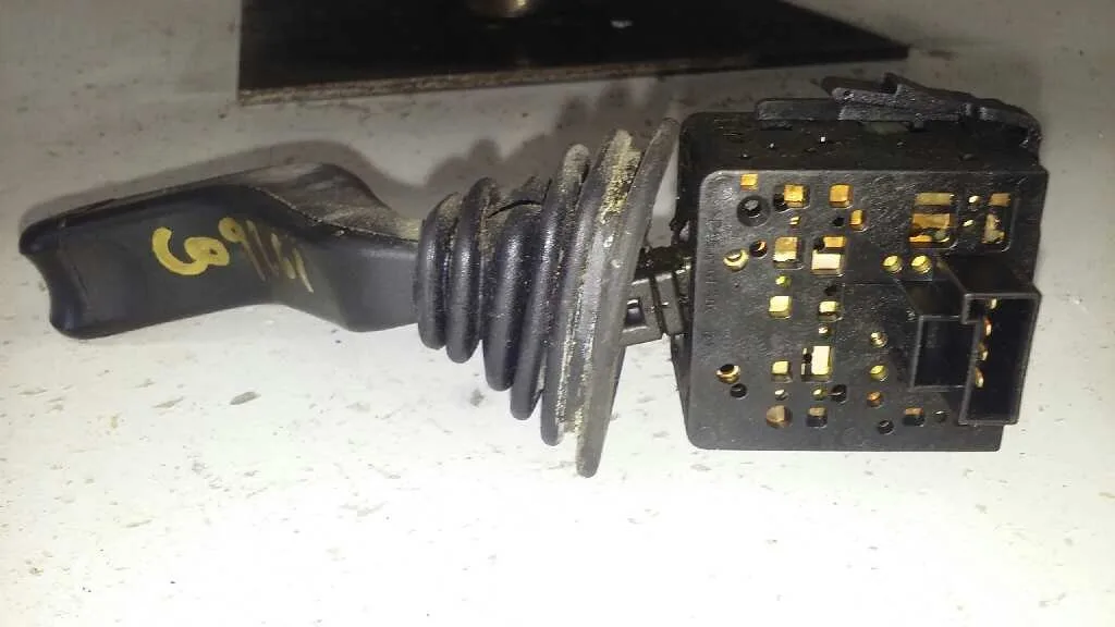Mando Limpia para Opel Combo (Corsa C)